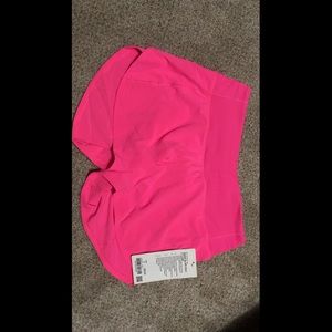 BNWT Lululemon MR Speed Up Shorts 4” Size 4